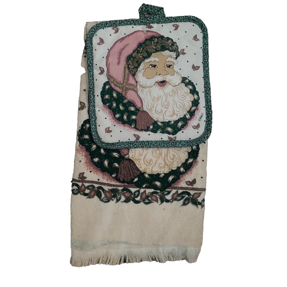 NEW Vintage Christmas Holidays Santa Claus Kitchen Towel and Hot Pad